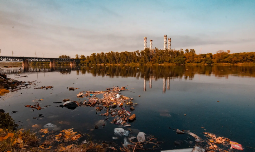 Mengenal Tanda Sungai Telah Tercemar dan Penanganannya